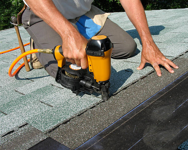 Best Emergency Roof Repair  in Asbury, IA